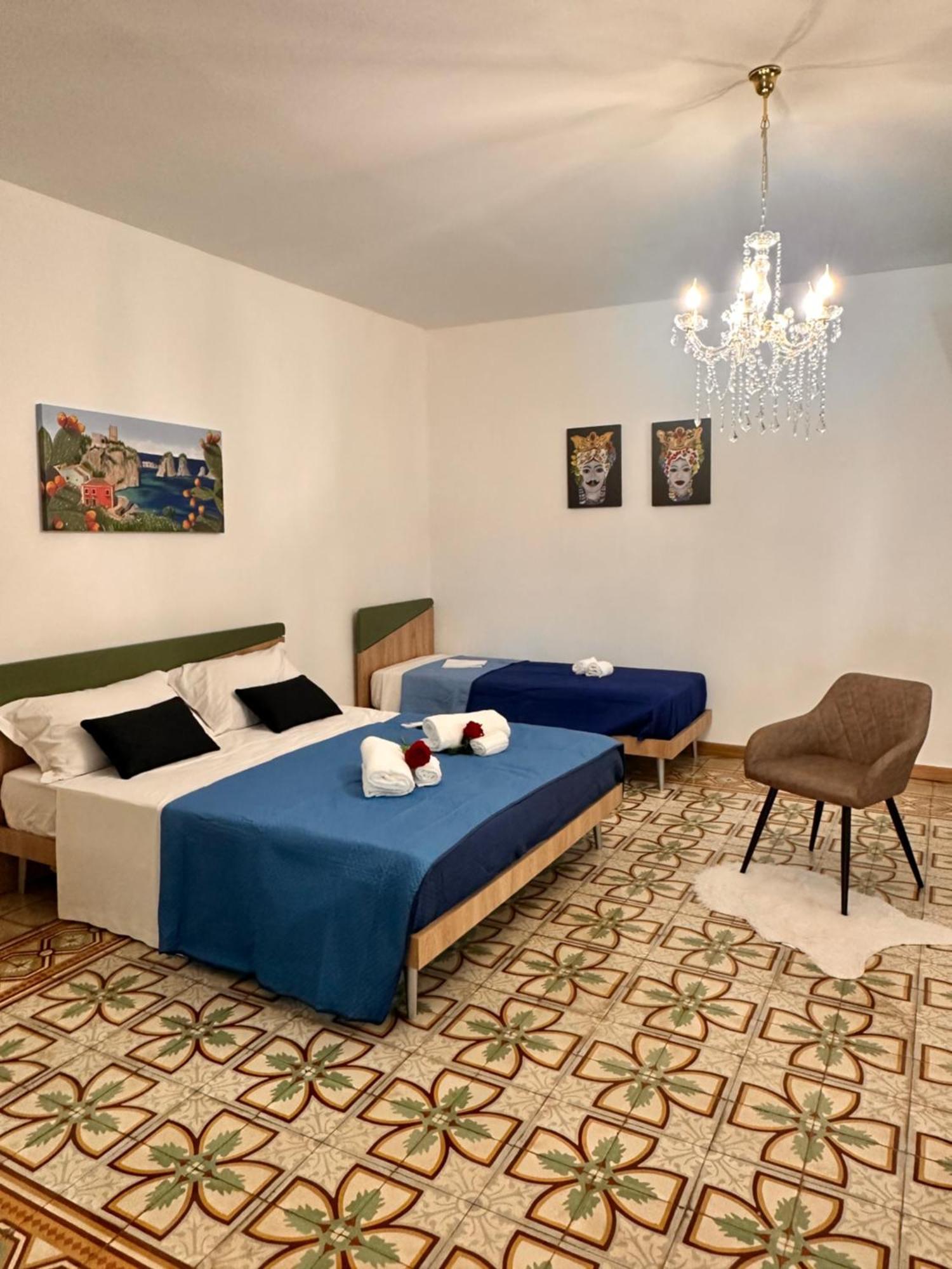 Centro-Archimede Rooms カステルヴェトラーノ エクステリア 写真